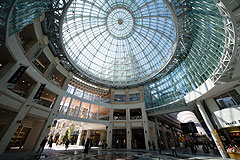 �N���X�^���h�[��&��ԊX<br />�����ۋT�����X�XA�X�����s�X�n�ĊJ������ / CRYSTAL DOME & ICHIBANGAI�P