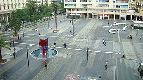 ペスカラのおおきなワイングラス<br />HUGE WINEGLASS IN PESCARA１